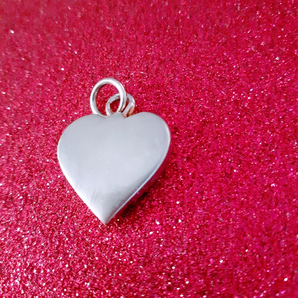 Vintage classic Heart charm 80s Silver color Womens Jewelry - Picture 5 of 6